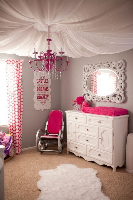 Blow the glitter onto the wall. Glitter Wall Paint 23 | Girl room, Princess bedrooms, Small room design
