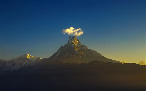 Download Wallpaper 1680x1050 Himalayas Mountains Peak Annapurna