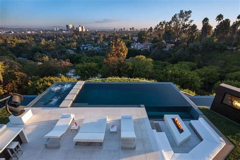 Beverly Hills Mansion Infinity Pool With Views Beverly Hills Mansion
