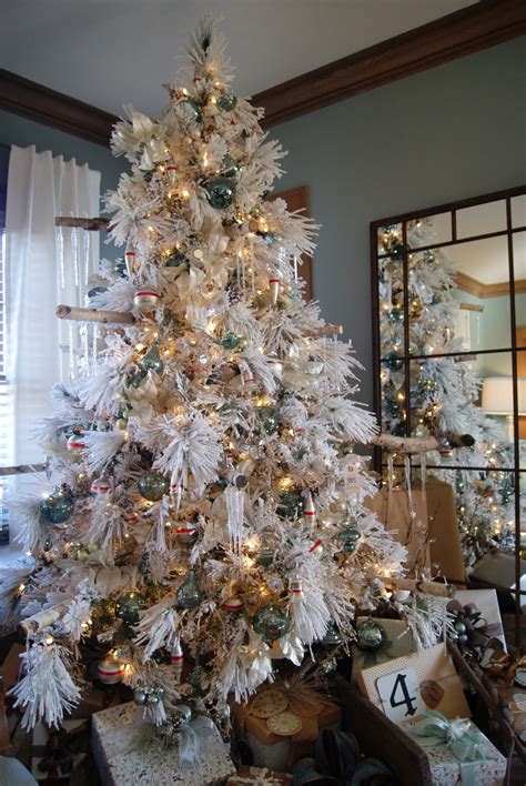 gold christmas decorations ideas  home flawssy