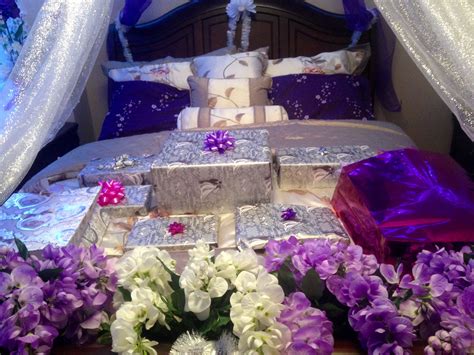 One of the popular small bedroom ideas and designs is to make everything you add to the room work double. Pin by Maryam Khanomi on Newlywed Bedroom Decor Ideas ...