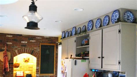 You can use colors in the image to coordinate and match accessories and equipment throughout the room with good panache. How to Decorate Above Kitchen Cabinets — Ideas for ...