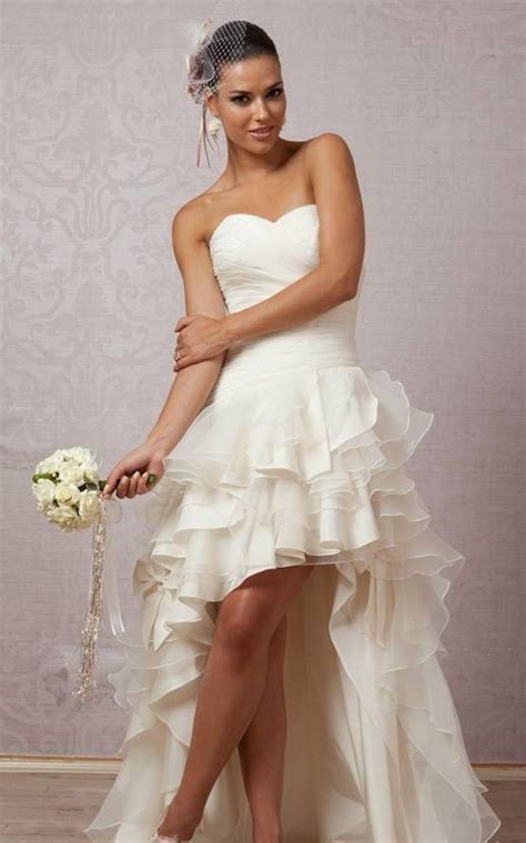 Altri risultati per semplice abito da sposa. abiti da sposa vintage corto con gonna asimmetrica online ...