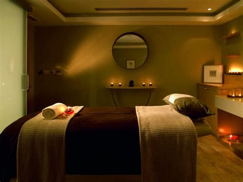 Nice But Simple Treatment You Can Put Together Massage Room Decor