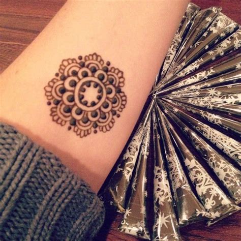 129 Best Handlettering And Henna Images On Pinterest Henna