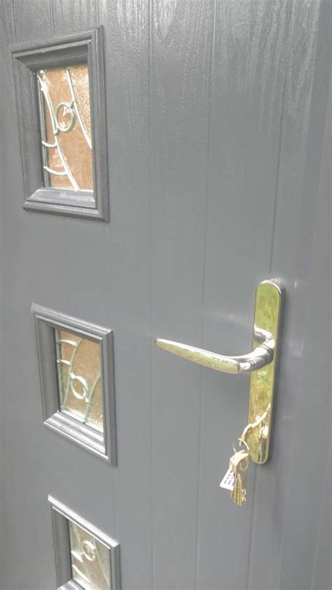 Make sure the door is clean from any oil and dirt. Can You Paint Composite Doors? | Bespoke Door Installations