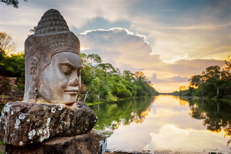 Guides Angkor Wat Cambodia Introduction Daves Travel Corner
