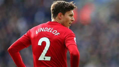 Victor Lindelof Signs New Manchester United Contract Sporting News Australia