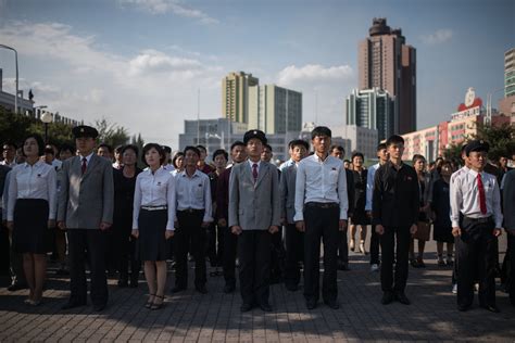 Decoding Dress In North Korea The New York Times