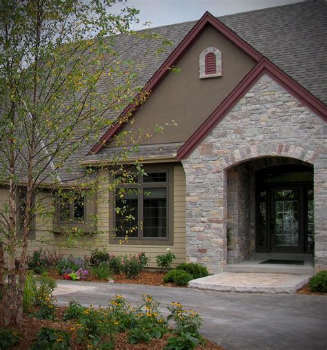Unit sizes and dimensions vary throughout case providing a natural look when installed. Refined rustic ranch house - Cabin Creek River Rock veneer ...