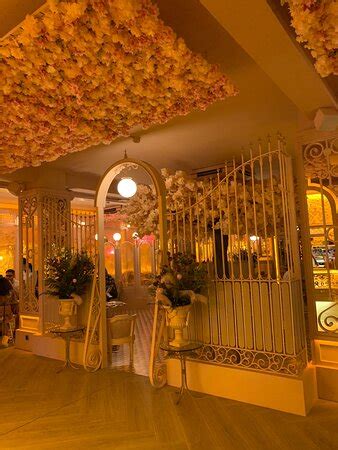Bloom De Salvador Bachiller Madrid Gaztambide Fotos N Mero De Tel Fono Y Restaurante
