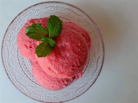 Try Making Our Pomegranate Sorbet Israel21c