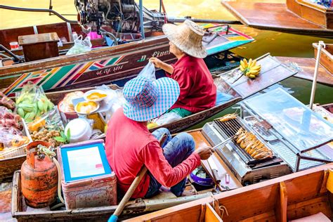 Markets Of Bangkok Damnoen Saduak Floating Market Explore Shaw