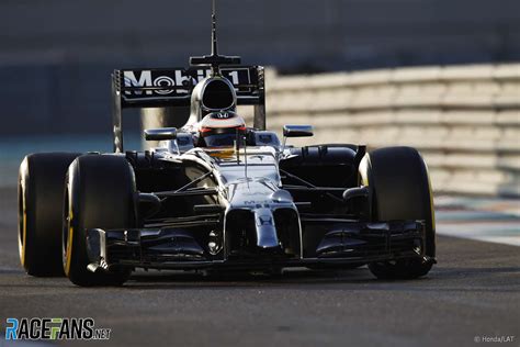 Stoffel vandoorne (born 26 march 1992) is a belgian professional racing driver who is currently in february 2013, vandoorne joined mclaren's young driver programme,16 under the tutelage of his. Stoffel Vandoorne, McLaren MP4-29H/1X1, Yas Marina, 2014 ...