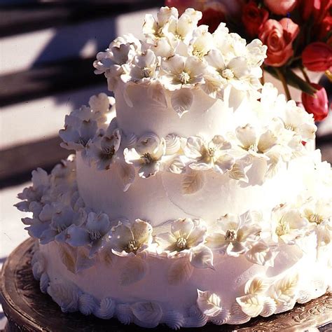 Dogwood Blossom Wedding Cake Recipe With Images Make Your Own