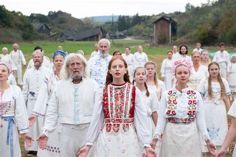 Midsommar movie reviews & metacritic score: Midsommar: The Director's Cut - Movie Review - The Austin Chronicle