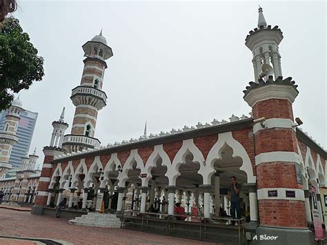 Masjid Jamek Jamek Mosque Kuala Lumpur Malaysia
