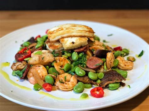 King Prawn And Broad Bean Salad With Halloumi The Lean Cook