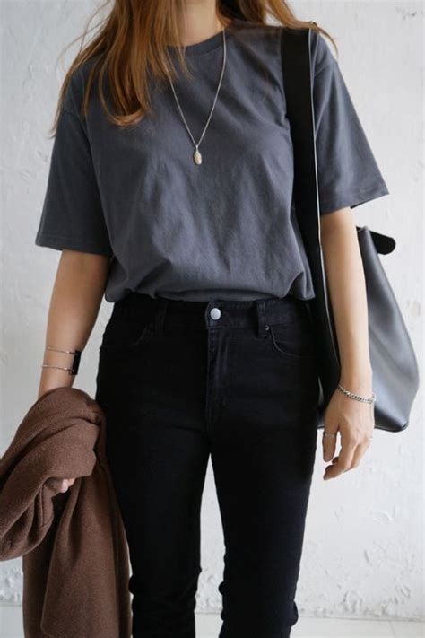 7 Tips On How To Wear A Basic Tee More Fashionable Her