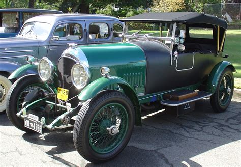 houston-classic-cars - Thunderbolt Engine Transmission Repair Rebuild
