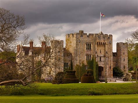 Hever Castle Is One Of The Countys Most Beautiful Castles The