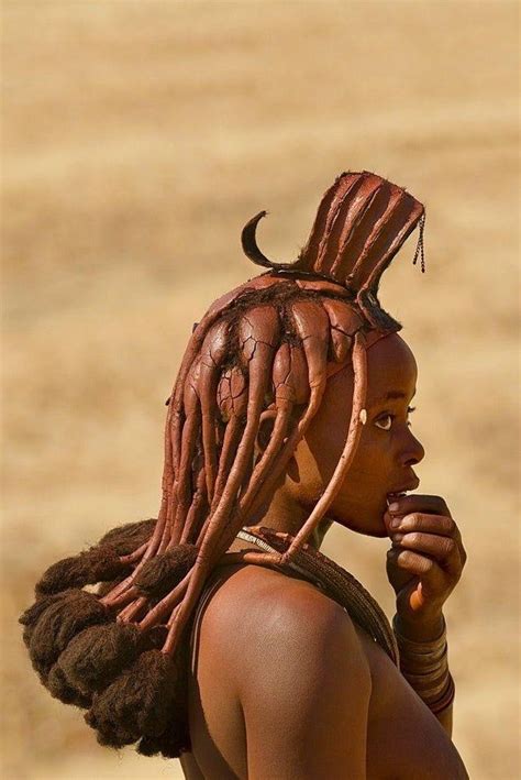 Himba Woman From Namibia Damnthatsinteresting African Hairstyles Himba People Hair Styles