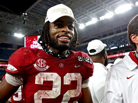 Najee harris picks up first down on his first carry as a pittsburgh steeler. Najee Harris took exception to suggestion that it was easy ...