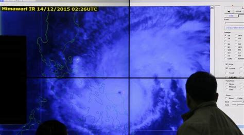 Typhoon Melor Weakens But Leaves 1 Dead As It Crosses Philippines