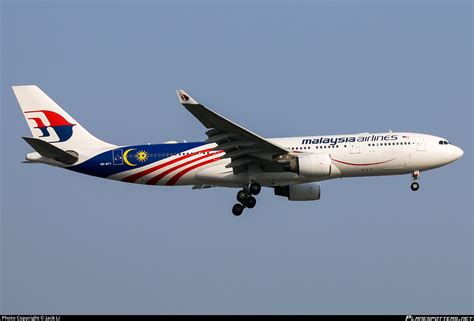 9m Mty Malaysia Airlines Airbus A330 223 Photo By Jack Li Id 1049012