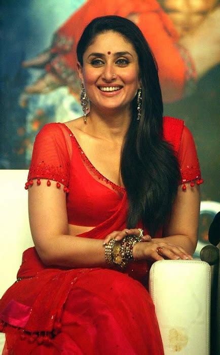 Actresses Photos Bollywood Actress Kareena Kapoor In Red Saree