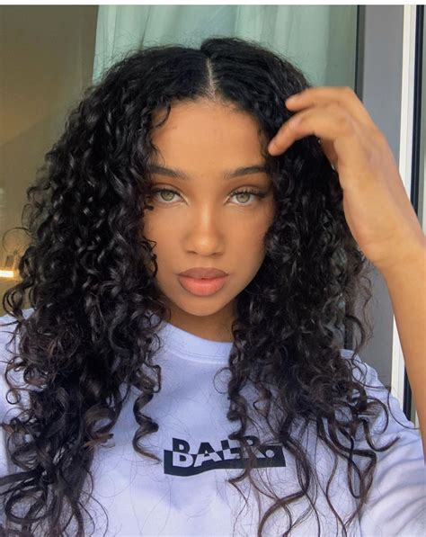 Pin By Dej On Cutiess Curly Girl Hairstyles Light Skin Girls Curly