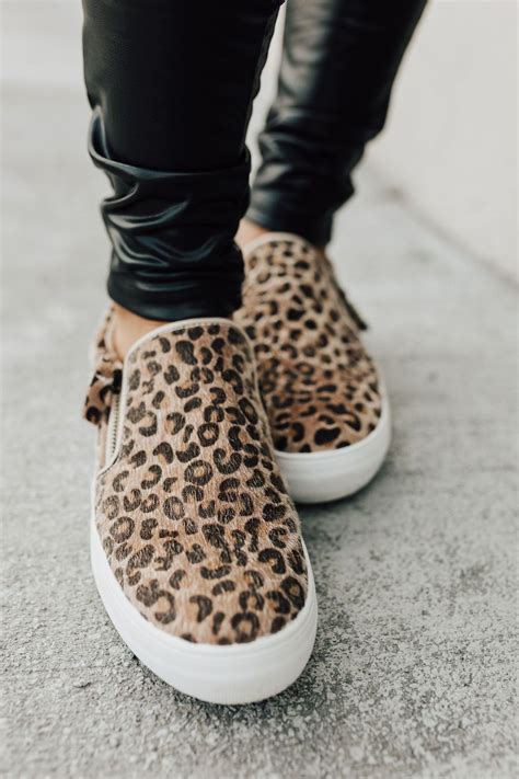 Athletic shoes └ women's shoes └ women └ clothing, shoes & accessories все категории antiques art baby books business & industrial cameras & photo cell phones & accessories clothing. Simmer Sneakers | Leopard print sneakers, Sneakers, Tennis ...