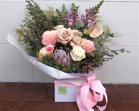 Pastel Bouquet Box Manic Botanic