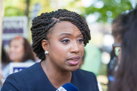 Massachusetts Ayanna Pressley Is Set To Likely Become The States First Black Congresswoman