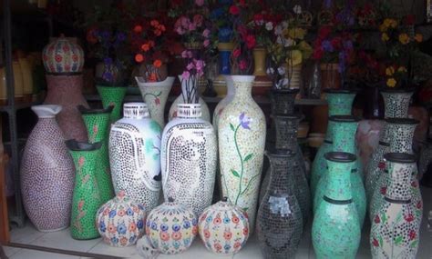 Gambar Sentra Museum Keramik Plered Purwakarta Harga Pot Celengan