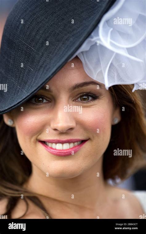 Kelly Brook On Ladies Day At Goodwood Racecourse Stock Photo Alamy