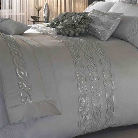Kylie Sequins Wave Silver Bedding Set A