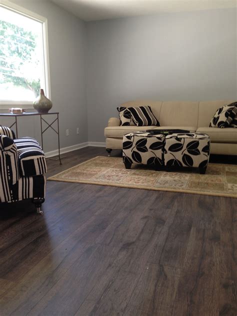 Vinyl Flooring Outlet Near Me Nivafloorscom