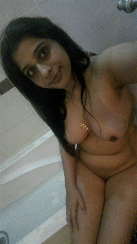 Amateur Asian Pictures Bhabi Nude In Public Neha Bhabhi Brought Her