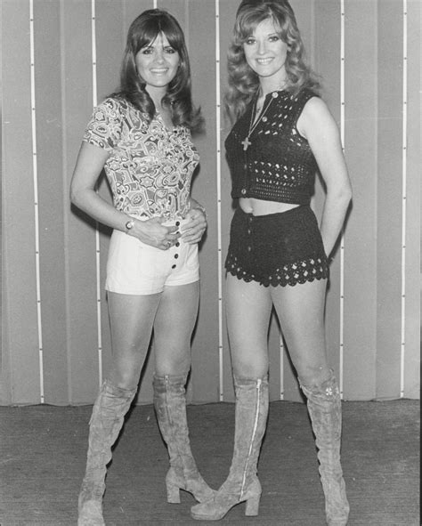 Eve Graham And Lynn Paul The Female Leads Of The New Seekers Seventies