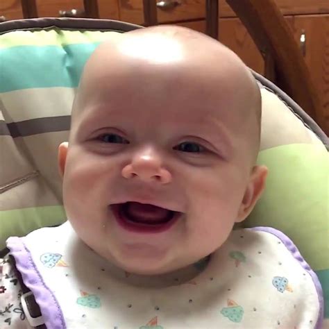 Momentos Mais Engraçados De Bebês Para Rir Muito Dessas Fofuras