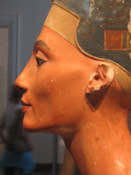 nefertiti la dea dell egitto arte egizia antica arte egiziana egitto