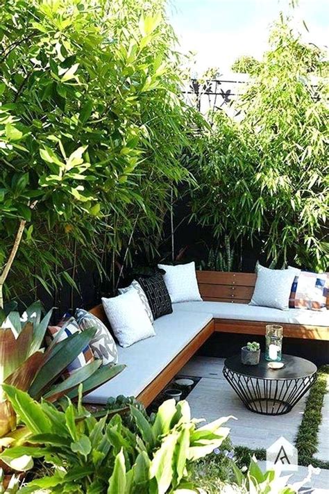 The garden lovers club found a way to make this compact backyard garden both airy and chock full of plants. 30 Amazing Small Backyard Landscaping Ideas That Will Inspire You