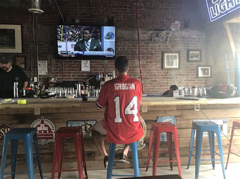 Voted best wings in san diego 3 years running, in a poll by city beat magazine, and named top ten wings in america by the daily meal & yahoo sports! Dirty Water Trickles into DC at New Boston Sports Bar on H ...