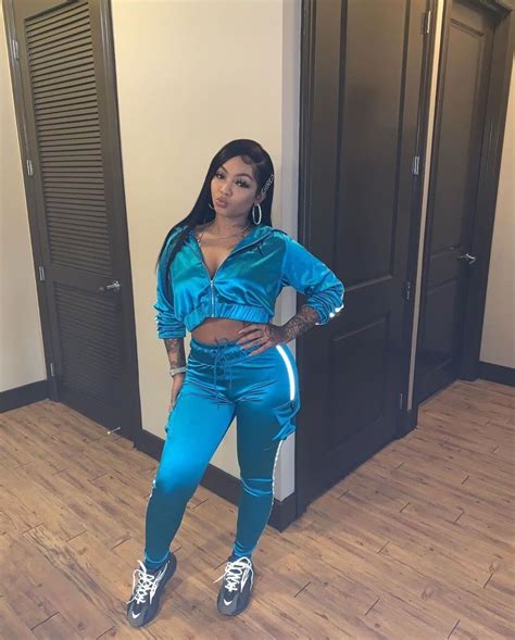 𝐁𝐀𝐑𝐁𝐢𝐢𝐄𝐒𝐎𝐒𝐀 girl outfits cuban doll cute outfits