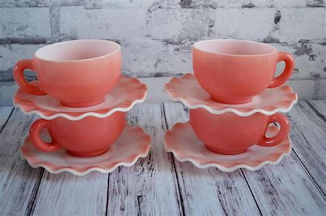 Hazel Atlas Pink Ripple Pink Crinoline Ruffle Ripple Cups And Saucers