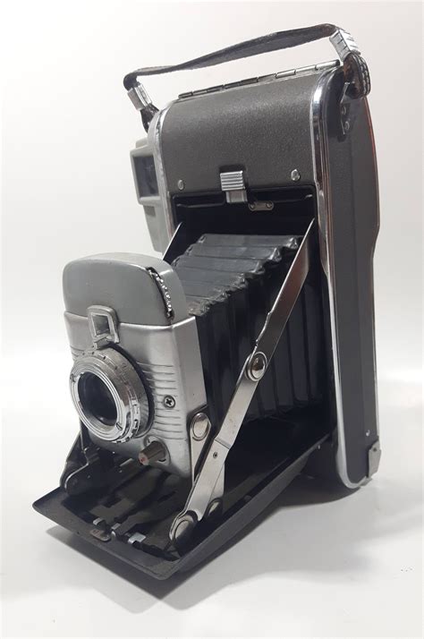Vintage Polaroid Model 80 Land Camera In 2021 Vintage Polaroid