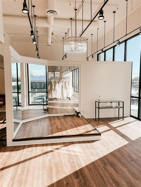 Bridal Shop Louisville Kentucky - Sophia's Bridal Tux & Prom