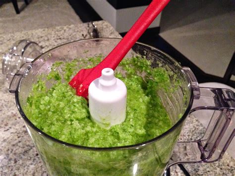 Playing With My Food!: Garlic Scape Pesto