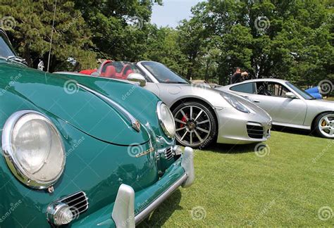 Porsche Sports Cars In A Line Up Editorial Image Image Of Expensive